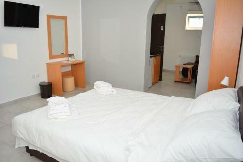 Hostal Deltix Apartments