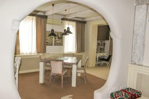 Stasea Apartments