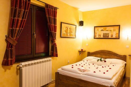 Hostal Guest House Vila Bajka