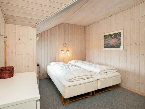 Holiday Home Fan� XXIV