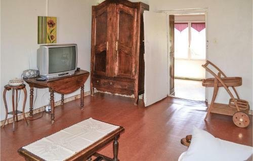 Two-bedroom Holiday Home In Durfort Capelette