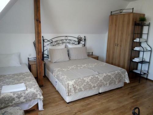 Hostal Family Hotel Bellehouse