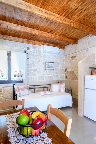 Hostal Yiannis Retreat