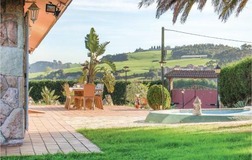 Three-bedroom Holiday Home In Antromero