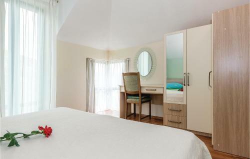 Holiday Home Mirlovic Polje Bb V