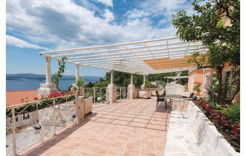 Two-bedroom Holiday Home In Mokalo