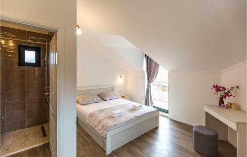 Four-bedroom Holiday Home In Krivodol