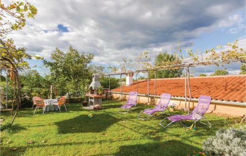 Five-bedroom Holiday Home In Nedescina