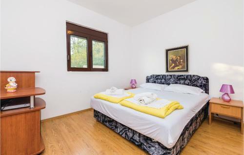 Four-bedroom Holiday Home In Igalo