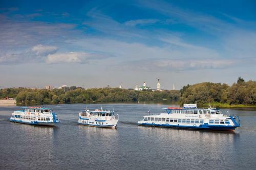 Hotel 40th Meridian Yacht Club