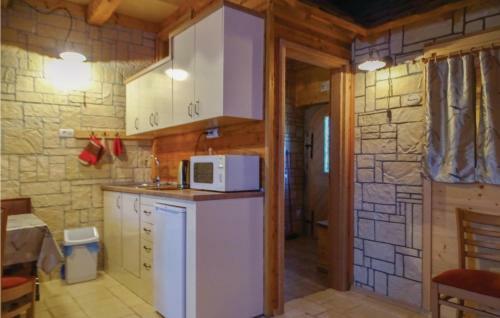 Two-bedroom Holiday Home In Pivka