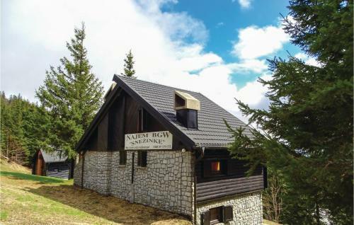 Two-bedroom Apartment In Smartno Pri Sl.gradcu