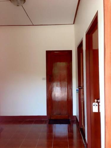 Hostal Plaifah Bungalow Koh Sichang