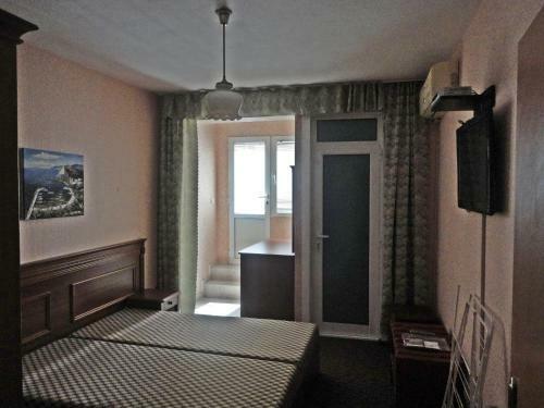 Hostal Guest Rooms Casa Luba