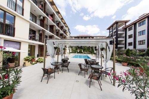 Aparthotel Gallery Suites