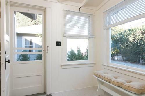727 de La Vina Apartment Apts