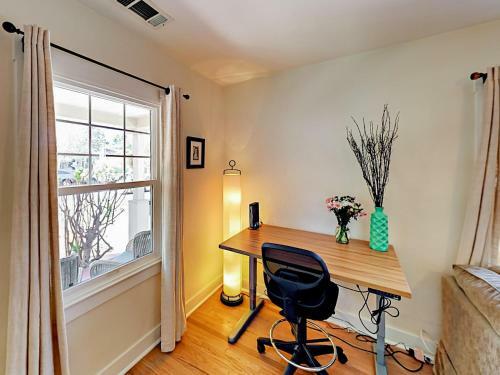 1318 Chino Street Home