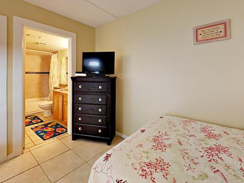 Apartamento 4400 Gulf Blvd Condo Unit 406