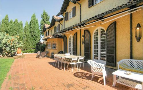 Four-bedroom Holiday Home In Massarosa -lu-