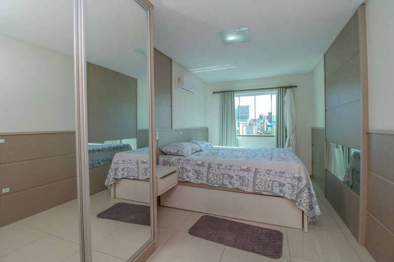 Aluguel Apartamento 2 Quartos Sendo 1 Su�te - 528