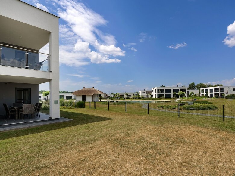 Luxurious Apartment On Pannonia Golf Course