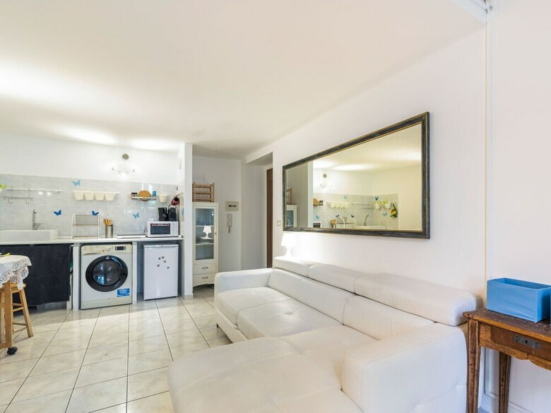 Elegant Apartment In Sanremo