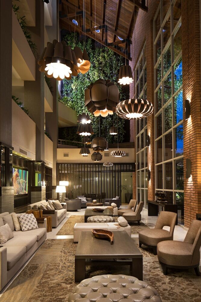 Camino Real Hotel