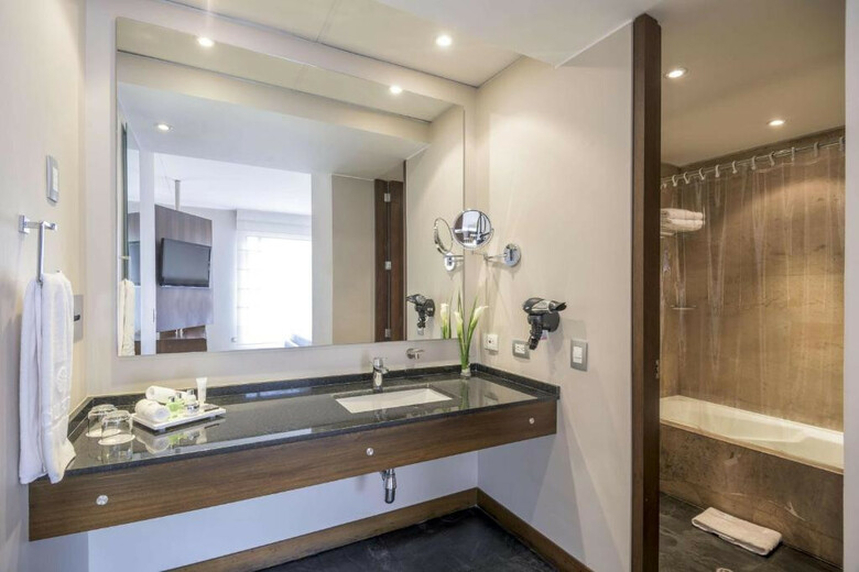 Hotel NH Collection Bogot� Hacienda Royal