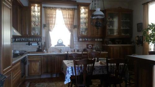 Hostal Retro - 19th Century Guest House