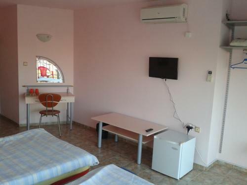 The Colourful Mansion Hotel