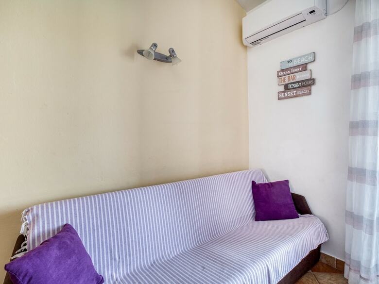 Modern Apartment In Punat With Balcony