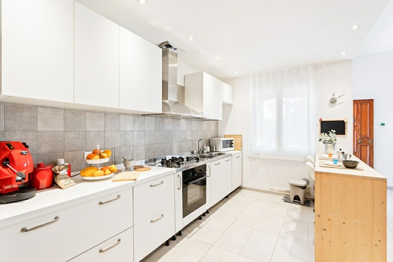 Luminoso Nuovalucello Apart- Giardino E Parcheggio Privato