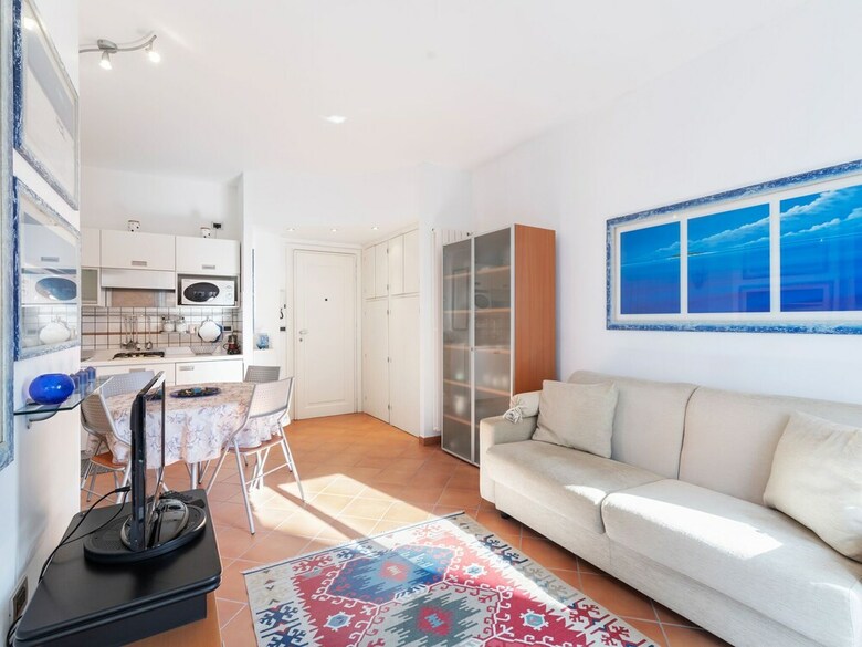 Attractive Apartment In Sanremo With Balcony