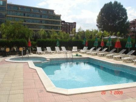 Friends Family Hotel