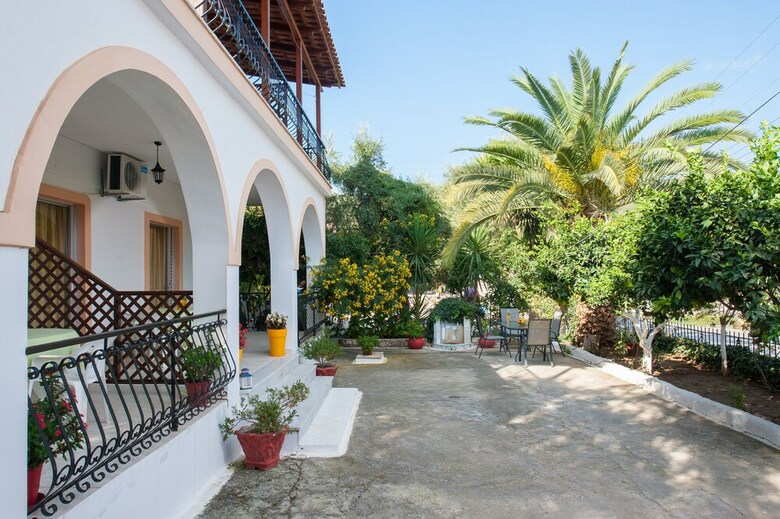 Hotel Nikos Studios