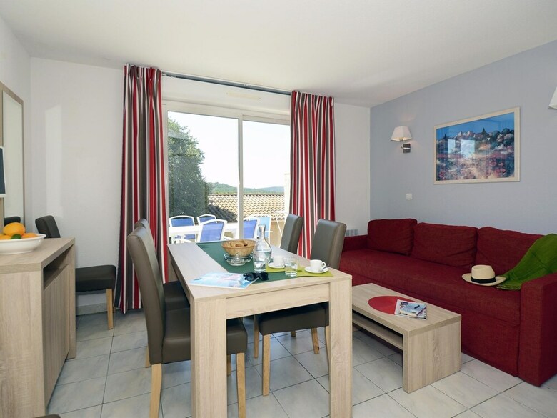 Cozy Apartment Only 2 Km. Away From Vallon-pont-d'arc