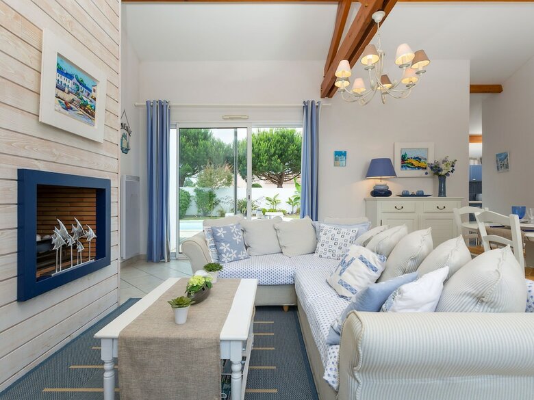 Luxurious Villa With A Dishwasher, Only 3.5km From The Beach