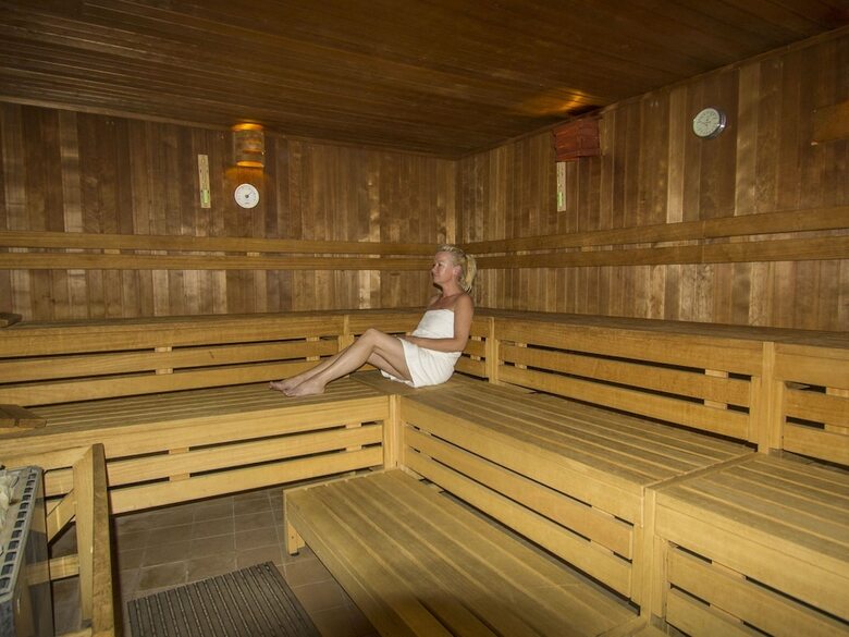 Luxury Apartment With Sauna, Located 1.7 Km. From The Beach