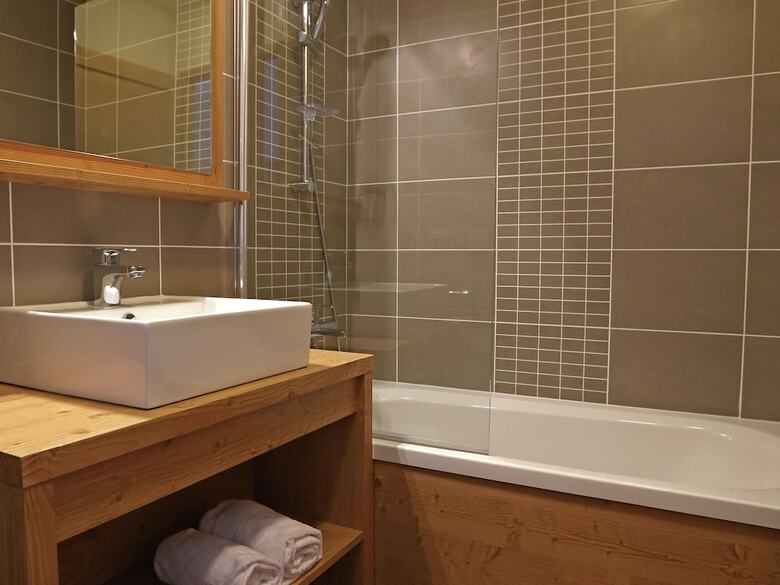 Modern Comfortable Apartment On The Slopes In Les Menuires