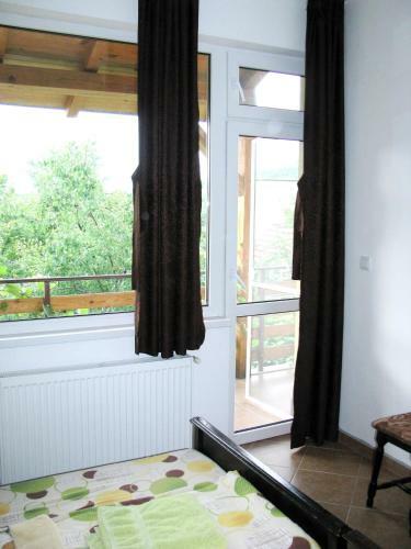 Hostal Guest House Family