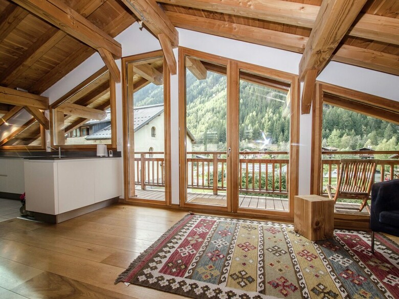 Chalet With High-end Services Just 150 M From The Ski Slopes