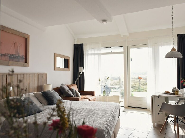 Graceful Holiday Home In Callantsoog With Private Terrace