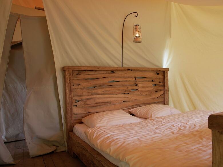 Comfortable Tent Lodge In Callantsoog With Garden
