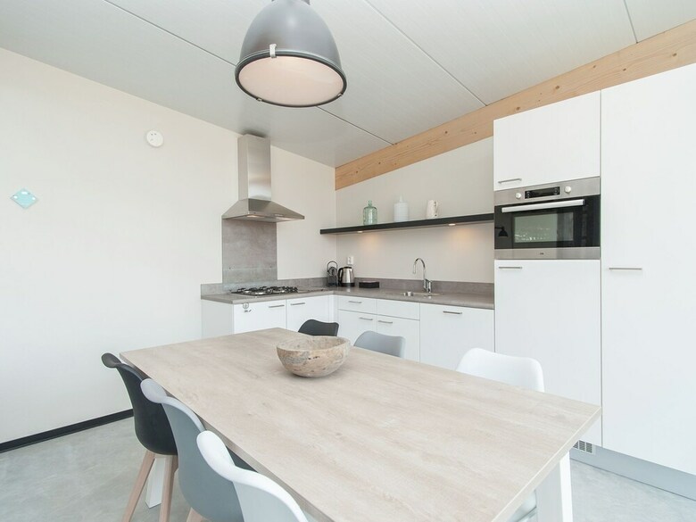Great Lodge With A Nice Terrace, In Bloemendaal