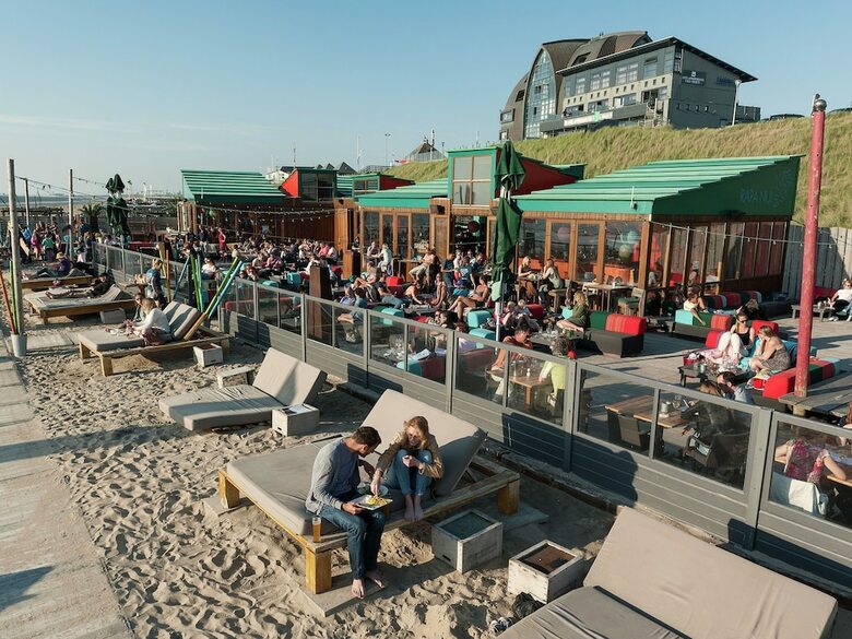 Great Lodge With A Nice Terrace, In Bloemendaal