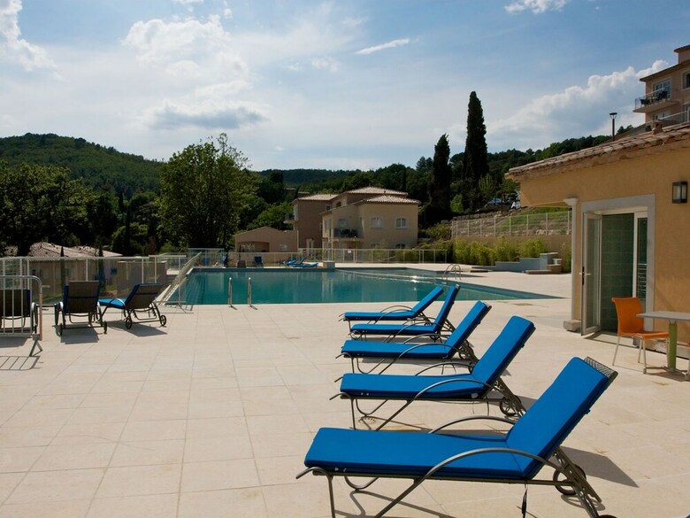 Villa Comfortable Studio With Dishwasher In The Middle Of Provence