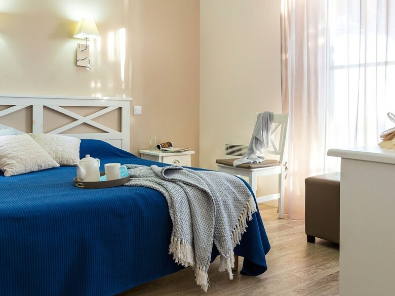 Comfortable Apartment With A View On The Beach And The Sea