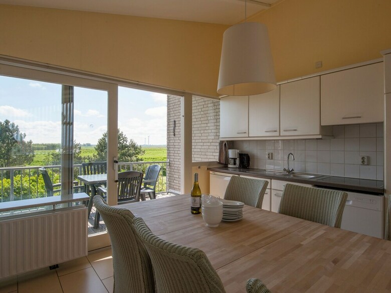 Tidy Holiday Home With Microwave, Beach At Walking Distance