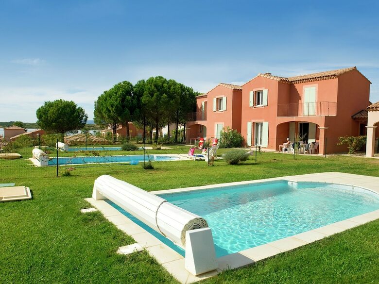 Summer Villa With Terrace Or Loggia, Located In Languedoc