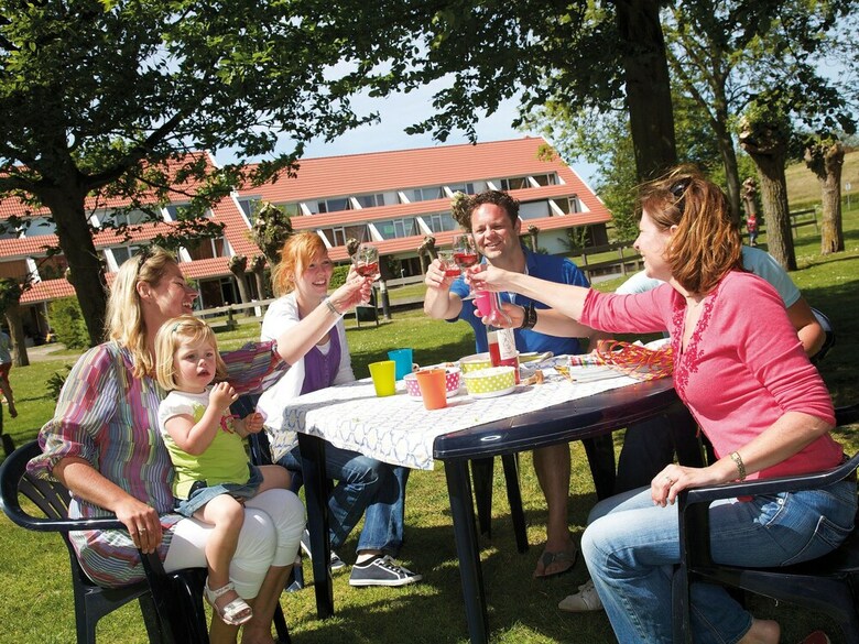 Comfortable Villa With Veranda, Near The Grevelingen Lake